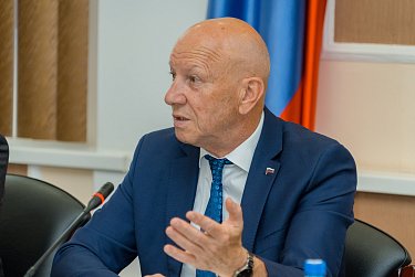 Обеденные перемены в школах предлагают увеличить